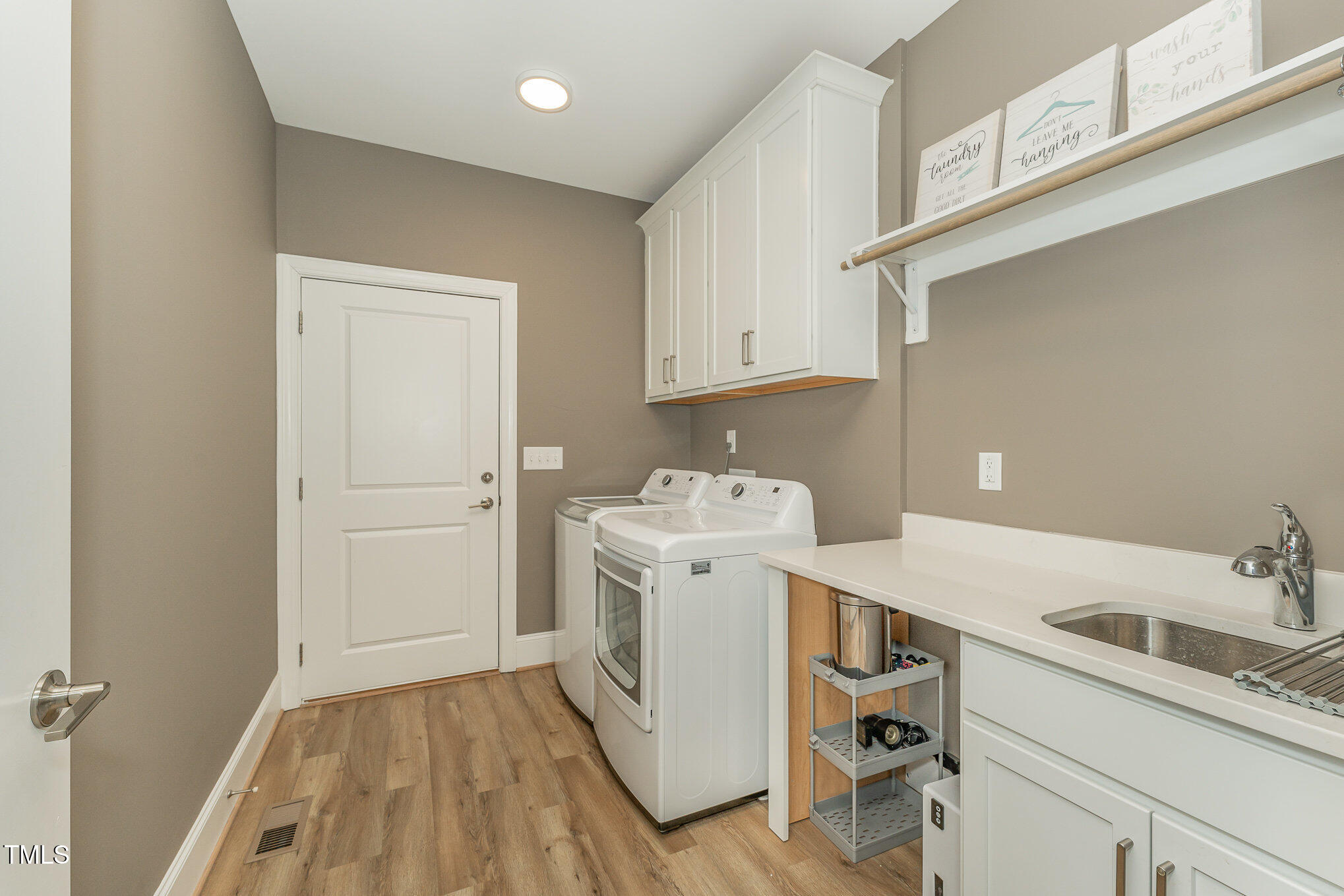 1101 Bessie Court