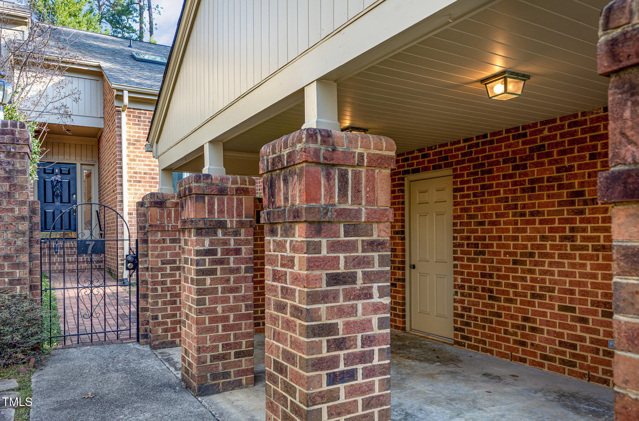 7 Innisfree Drive