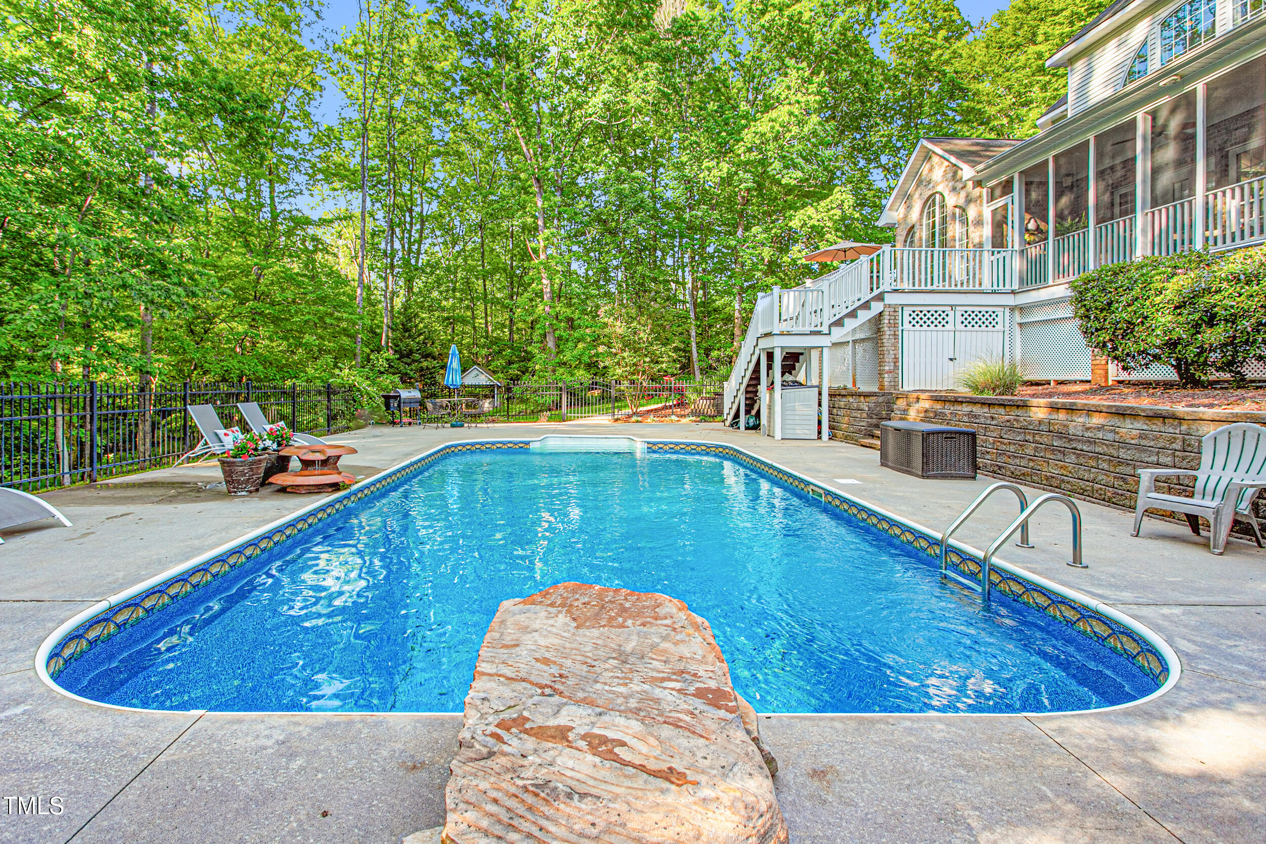 3440 Black Bear Cove