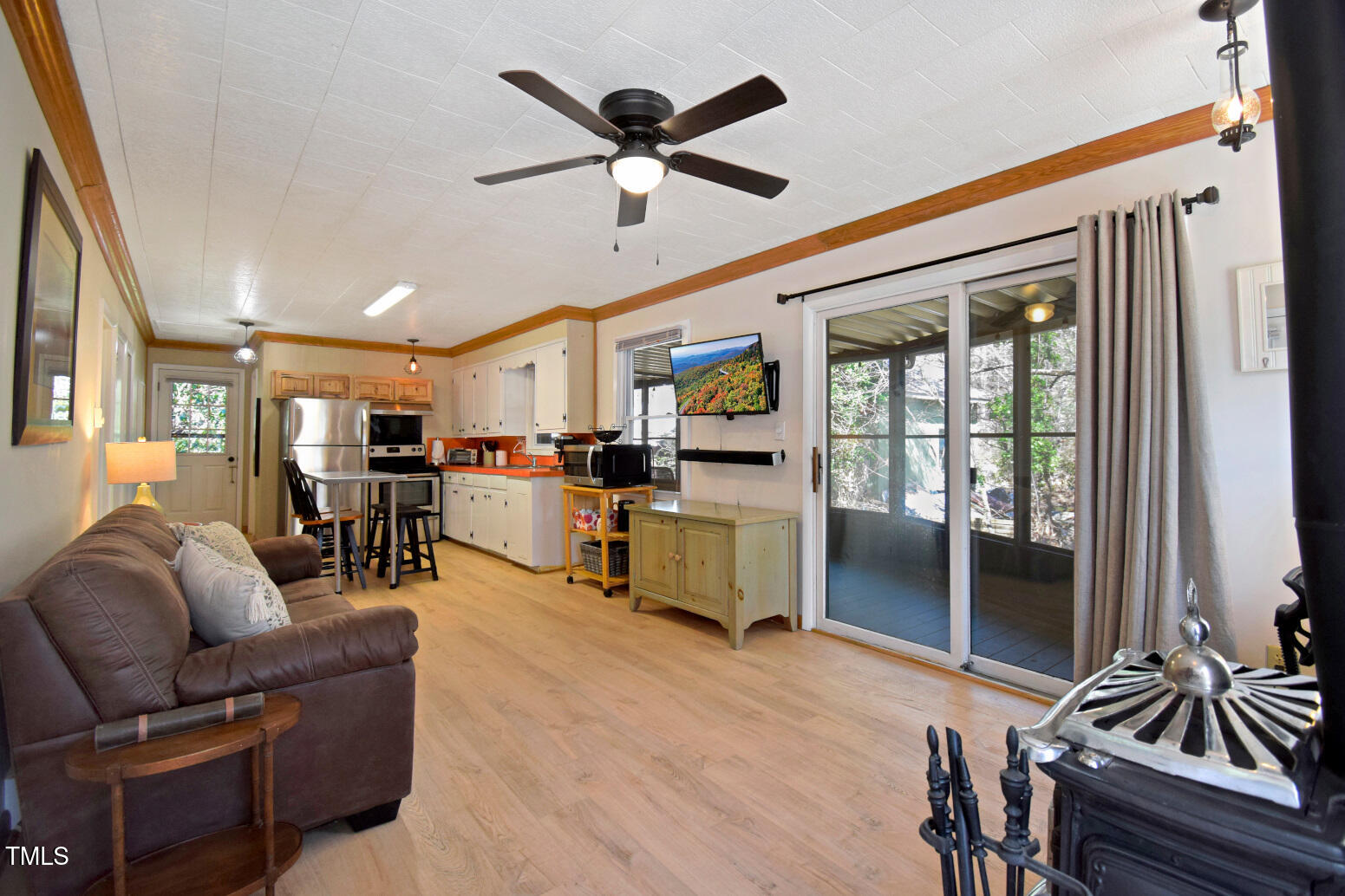 1471 Bamboo Road