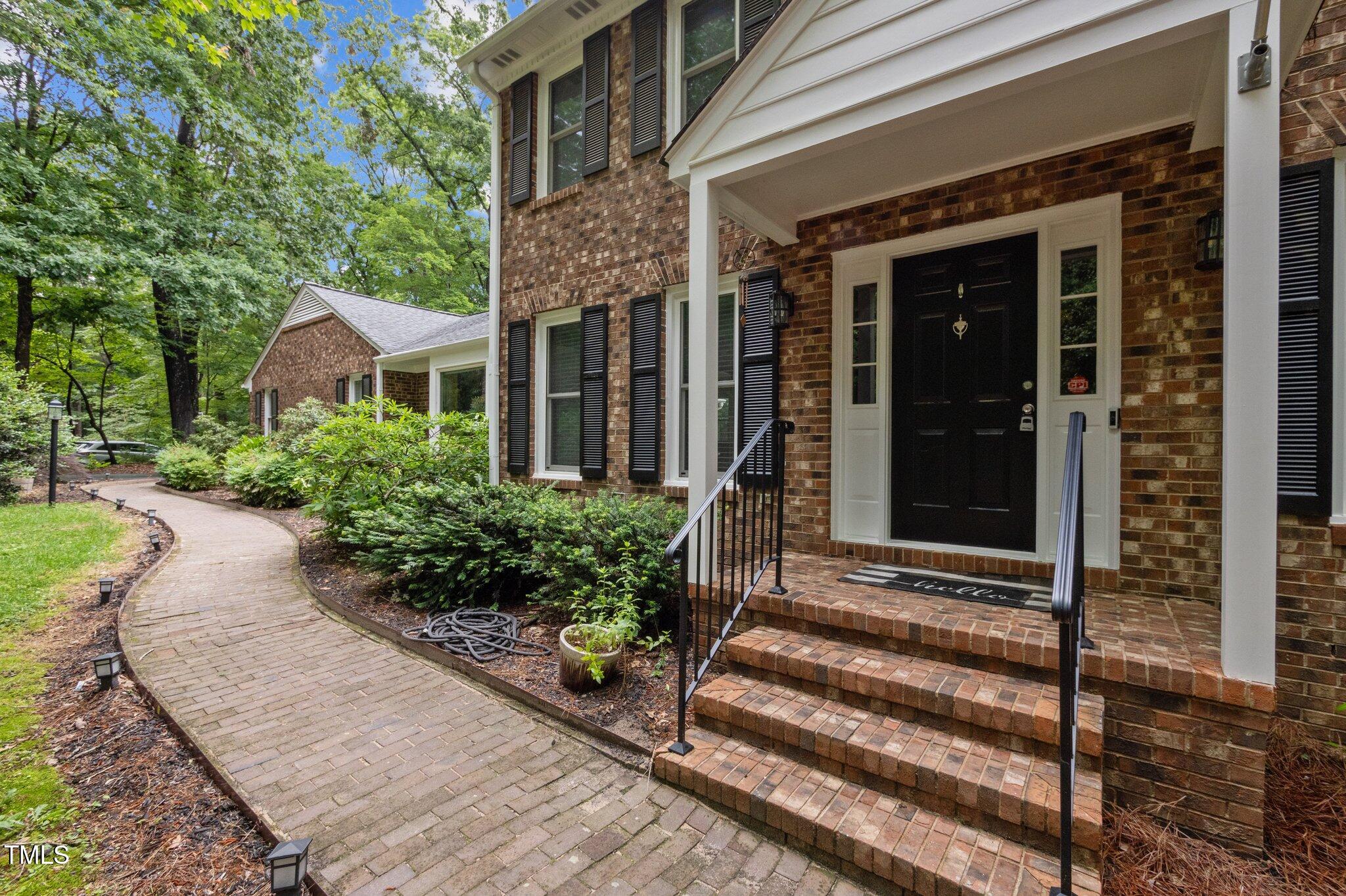 102 Mel Oak Drive
