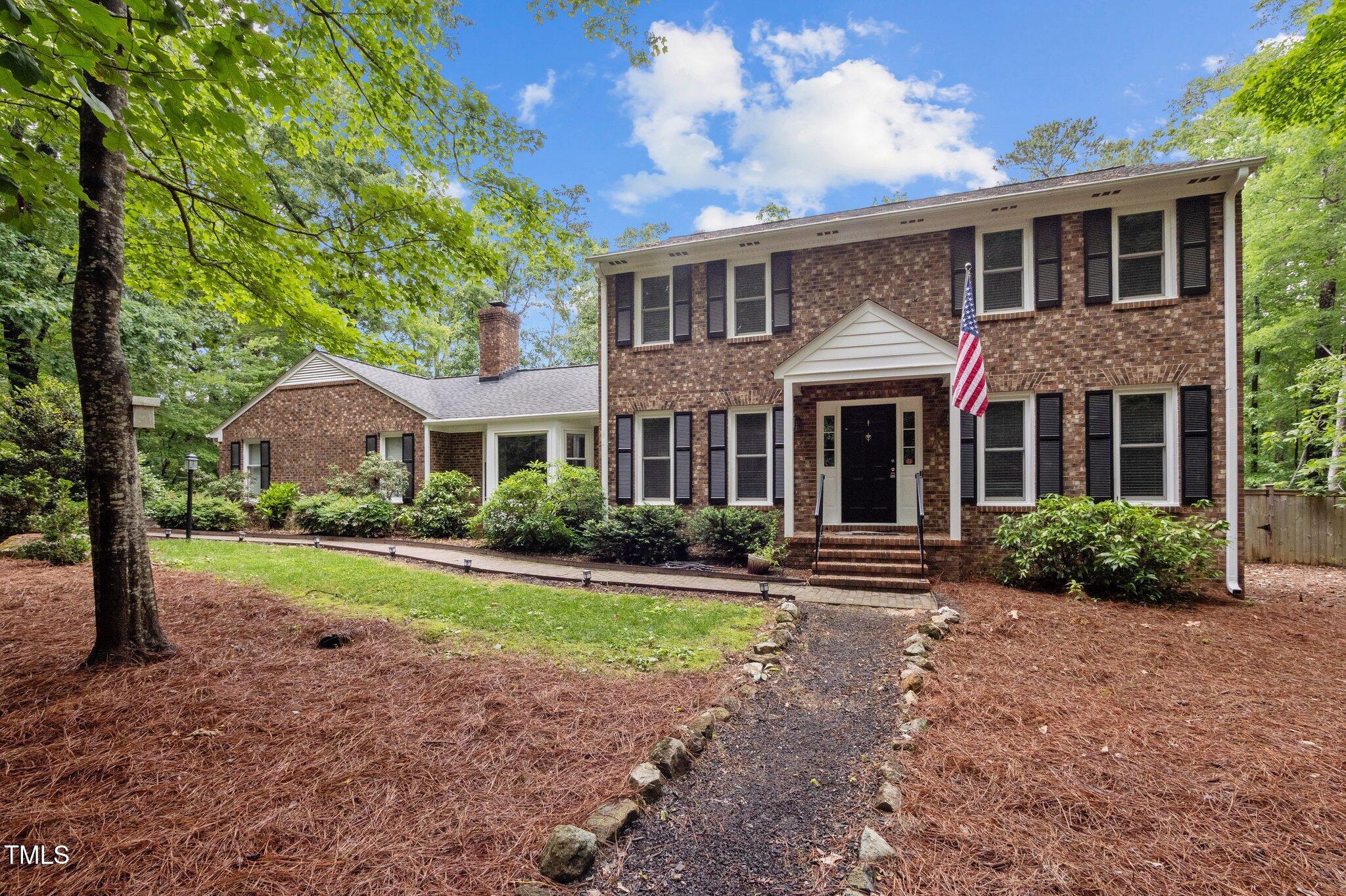 102 Mel Oak Drive