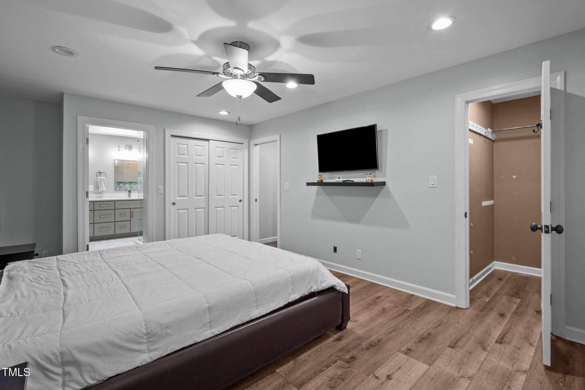 102 Mel Oak Drive