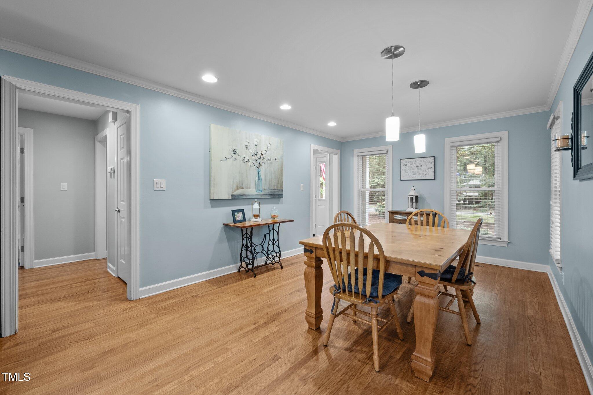 102 Mel Oak Drive