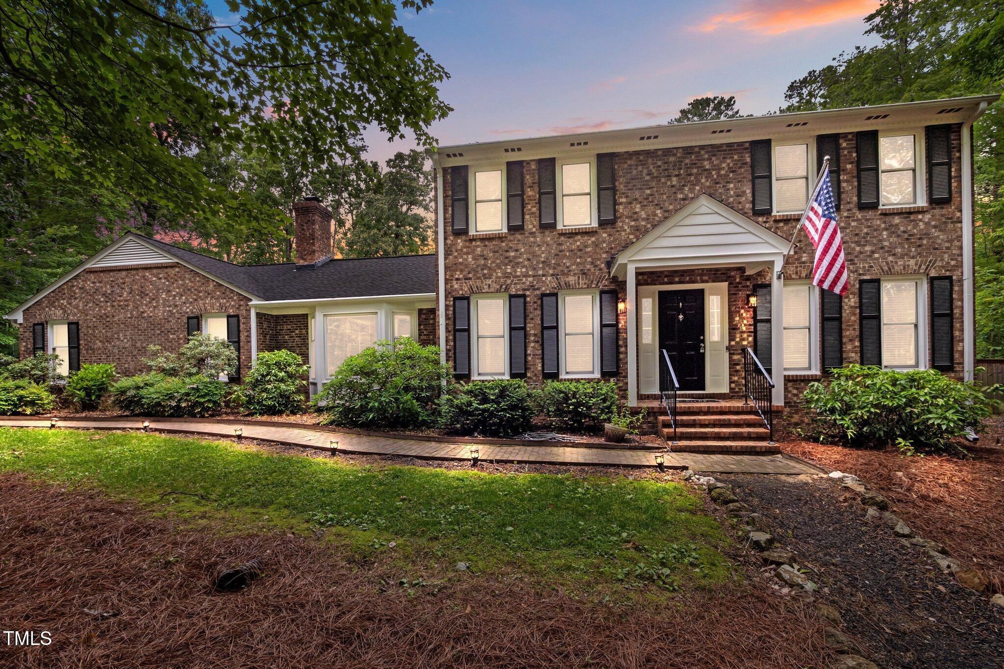 102 Mel Oak Drive