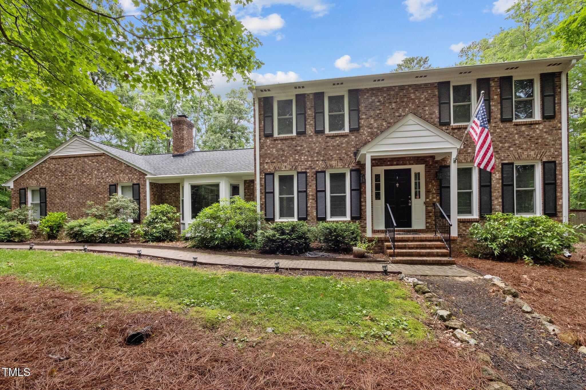 102 Mel Oak Drive