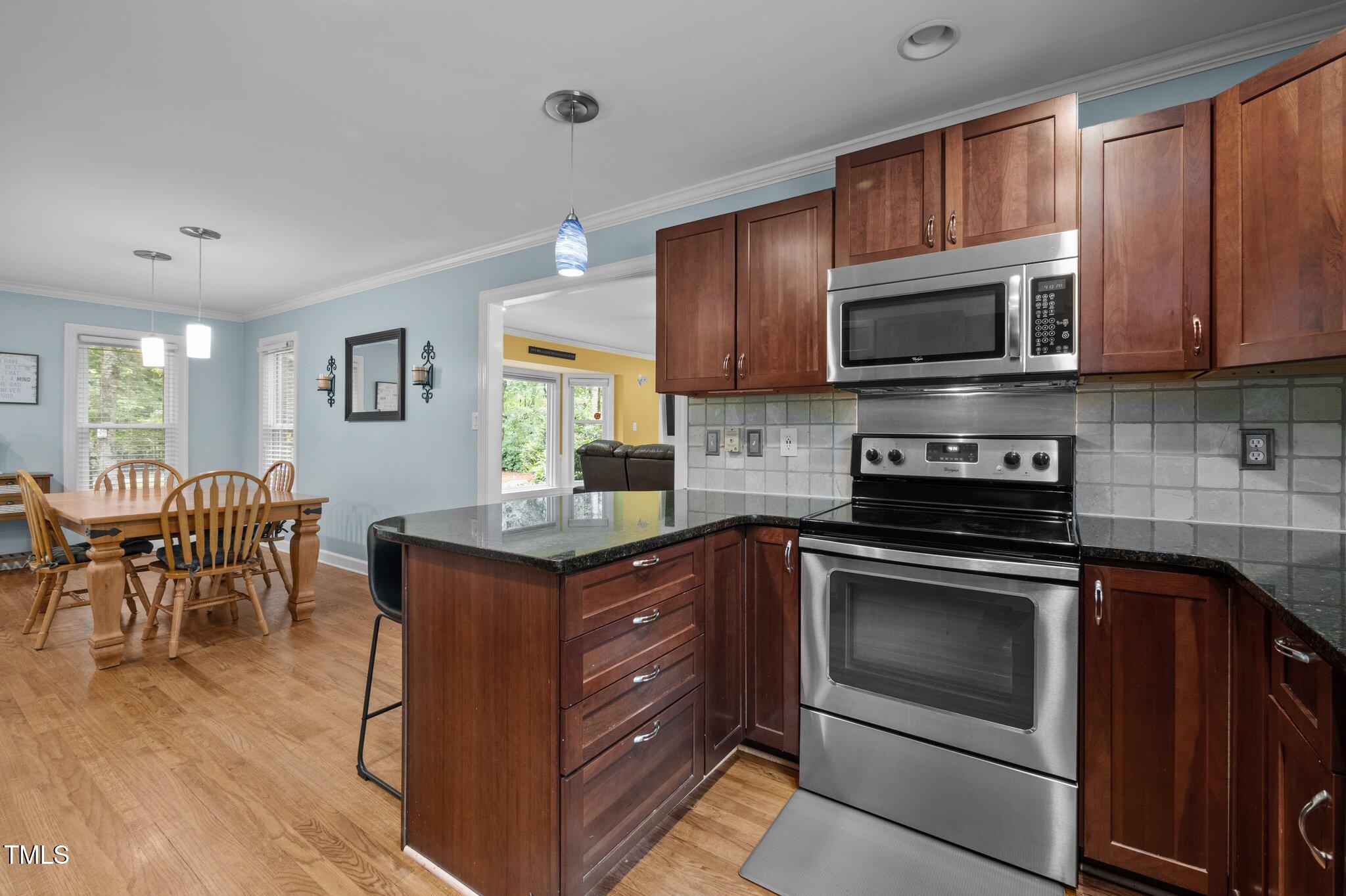 102 Mel Oak Drive