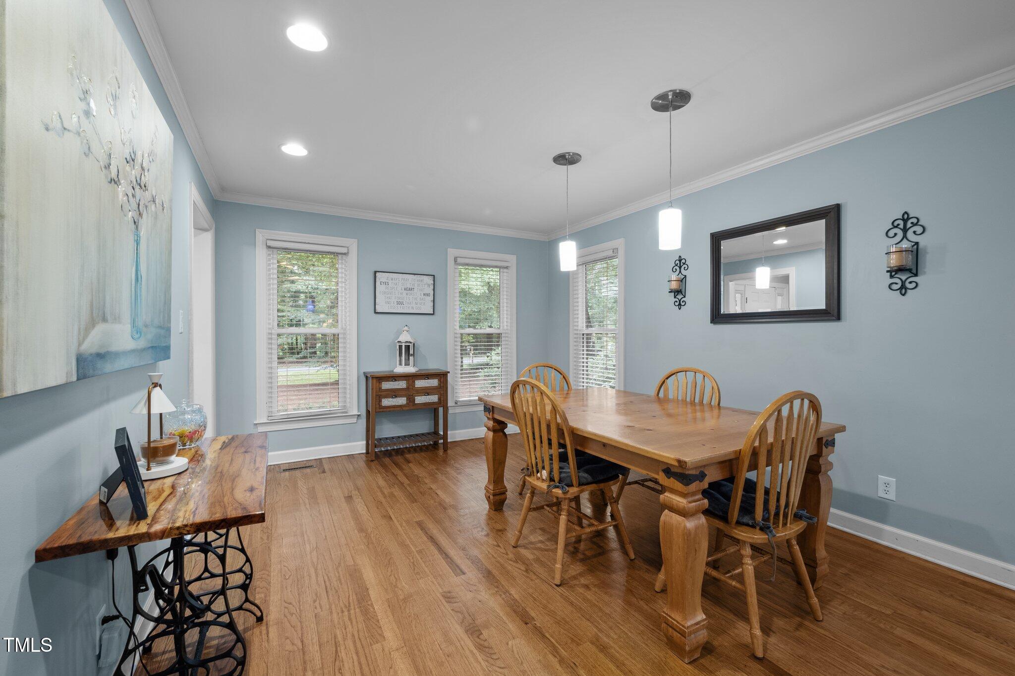 102 Mel Oak Drive