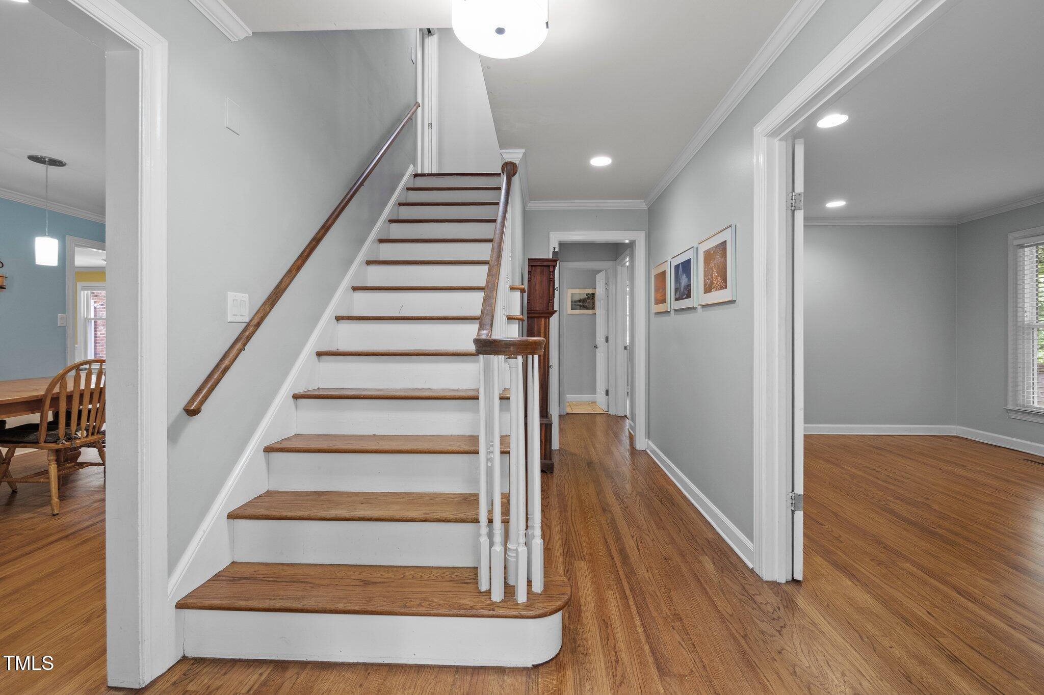 102 Mel Oak Drive
