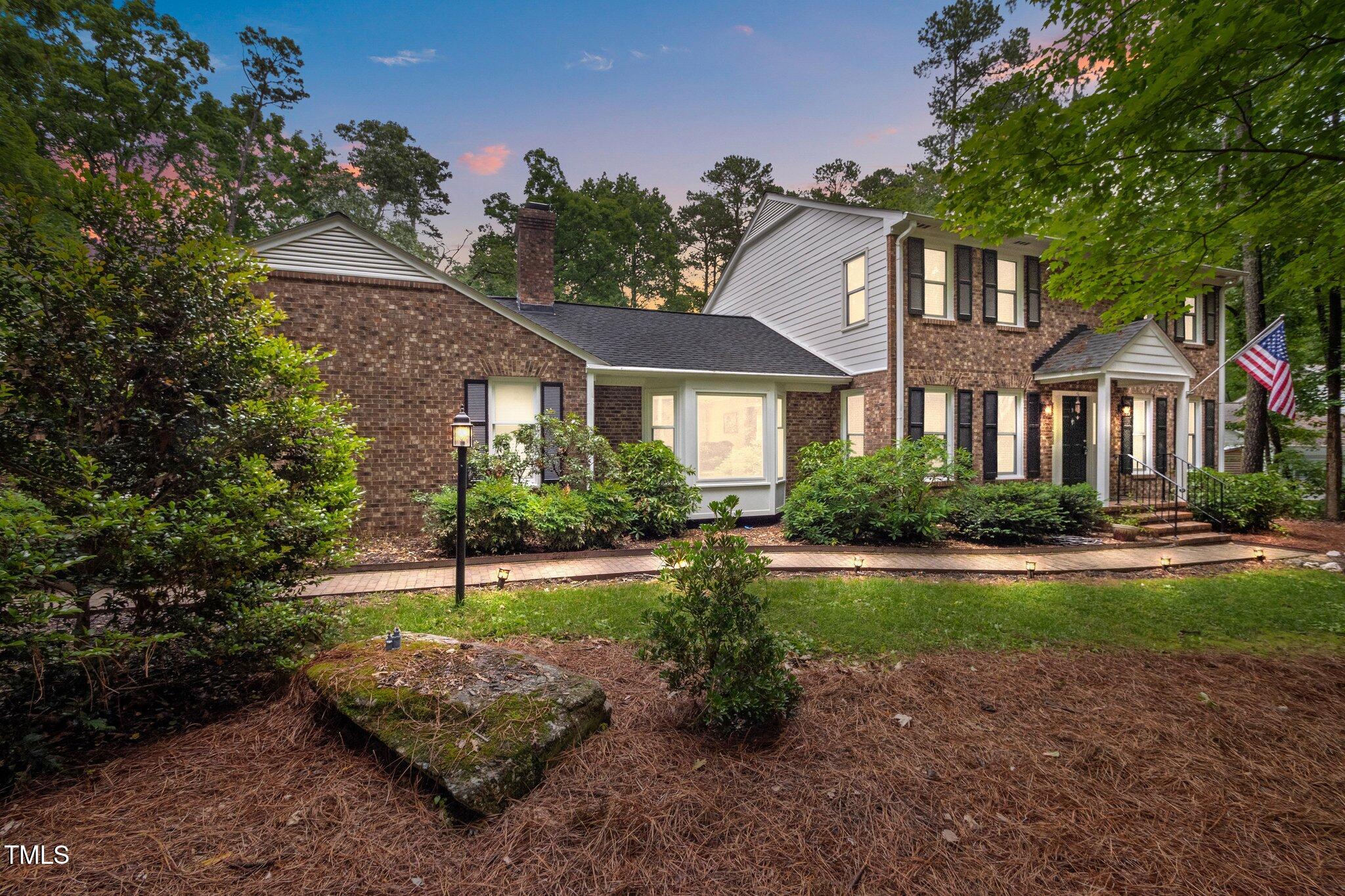102 Mel Oak Drive