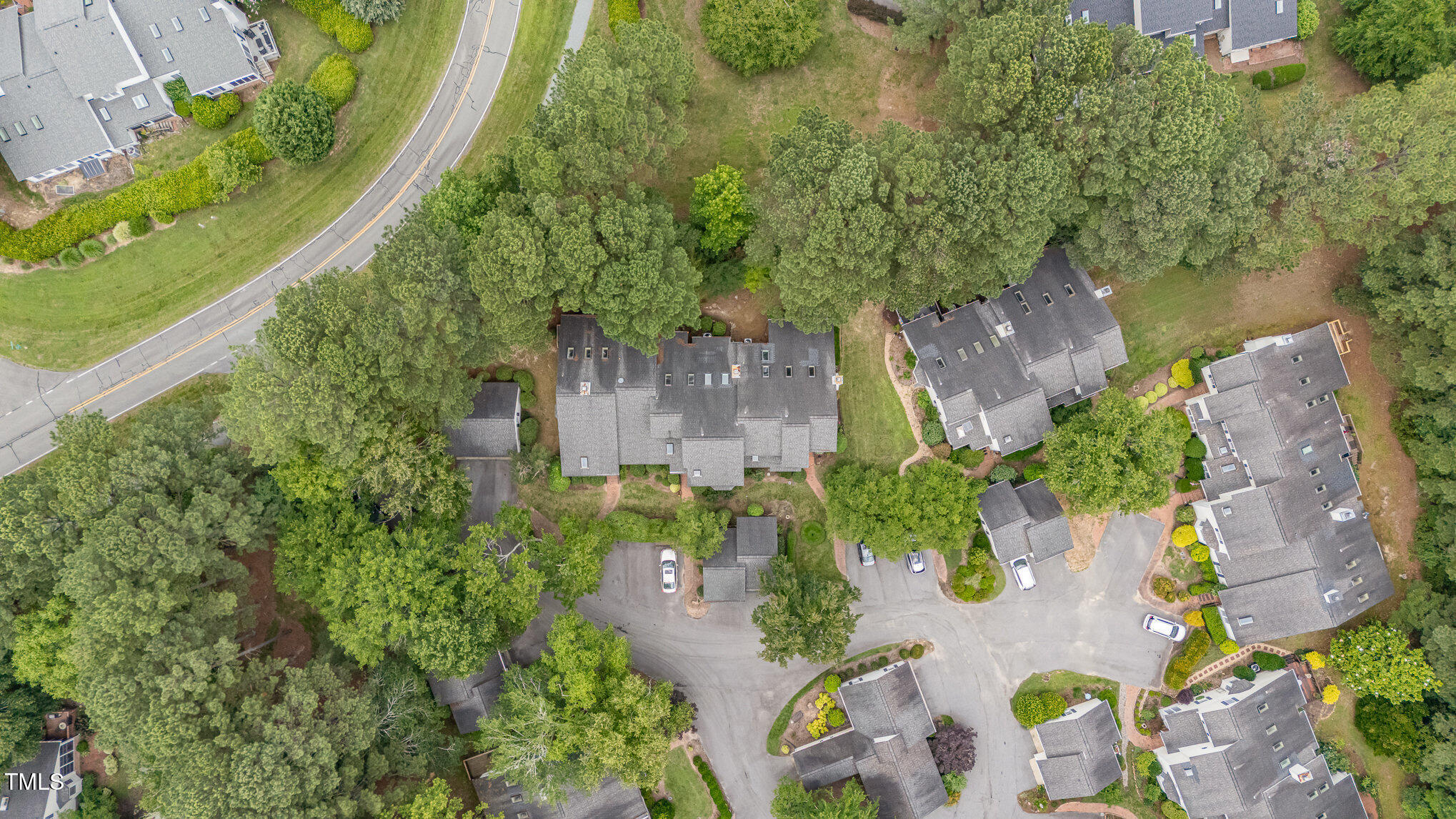 384 Lyndfield Cl W