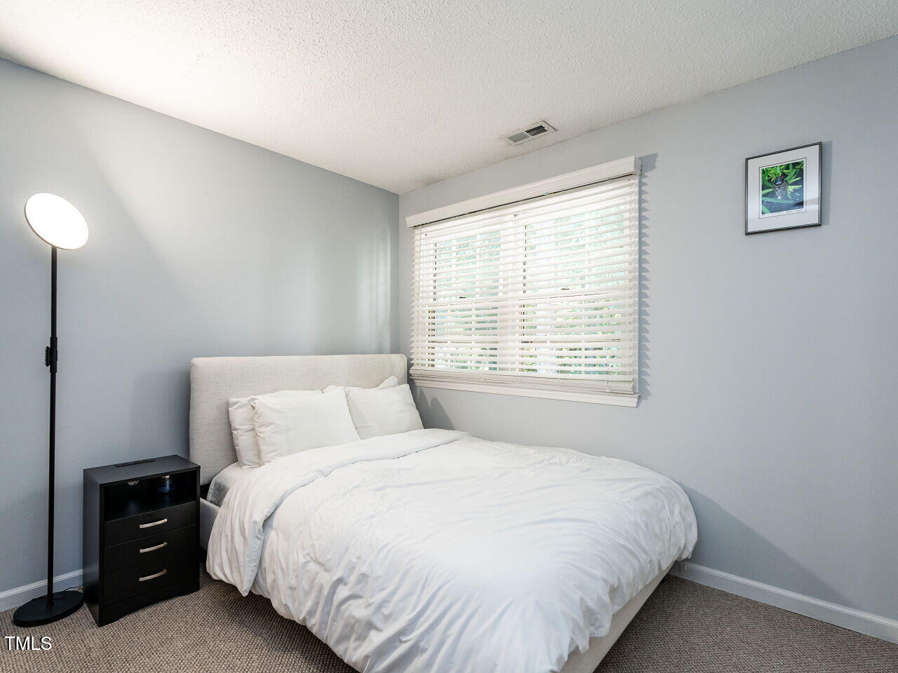 108 Hollow Oak Drive