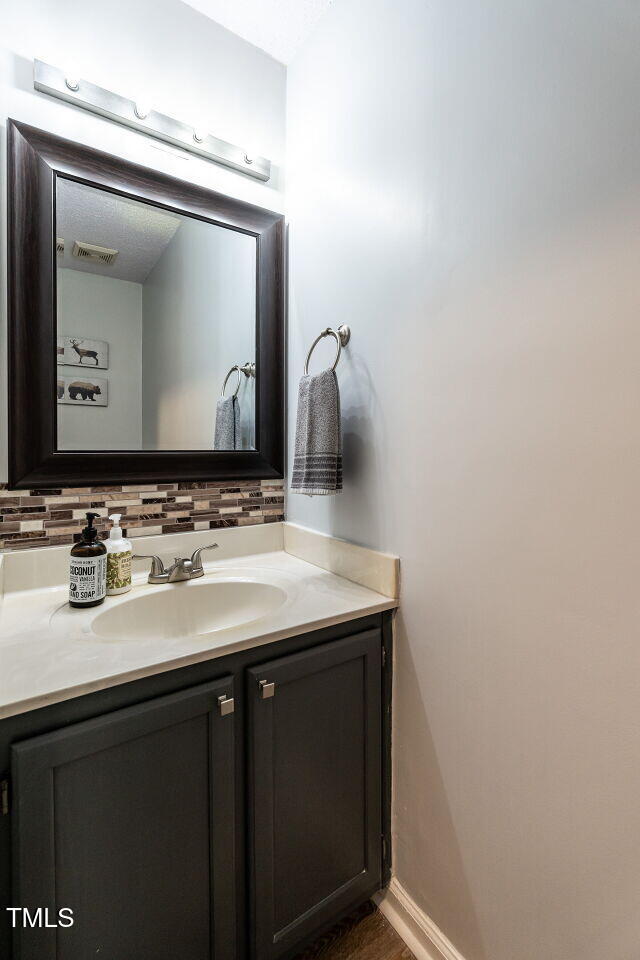 108 Hollow Oak Drive