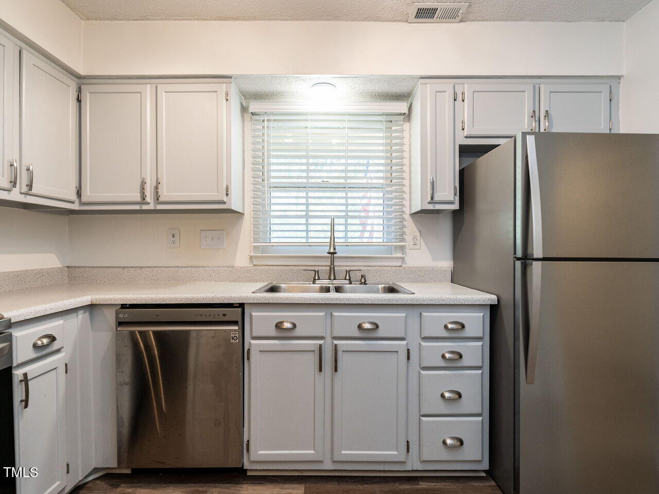 108 Hollow Oak Drive