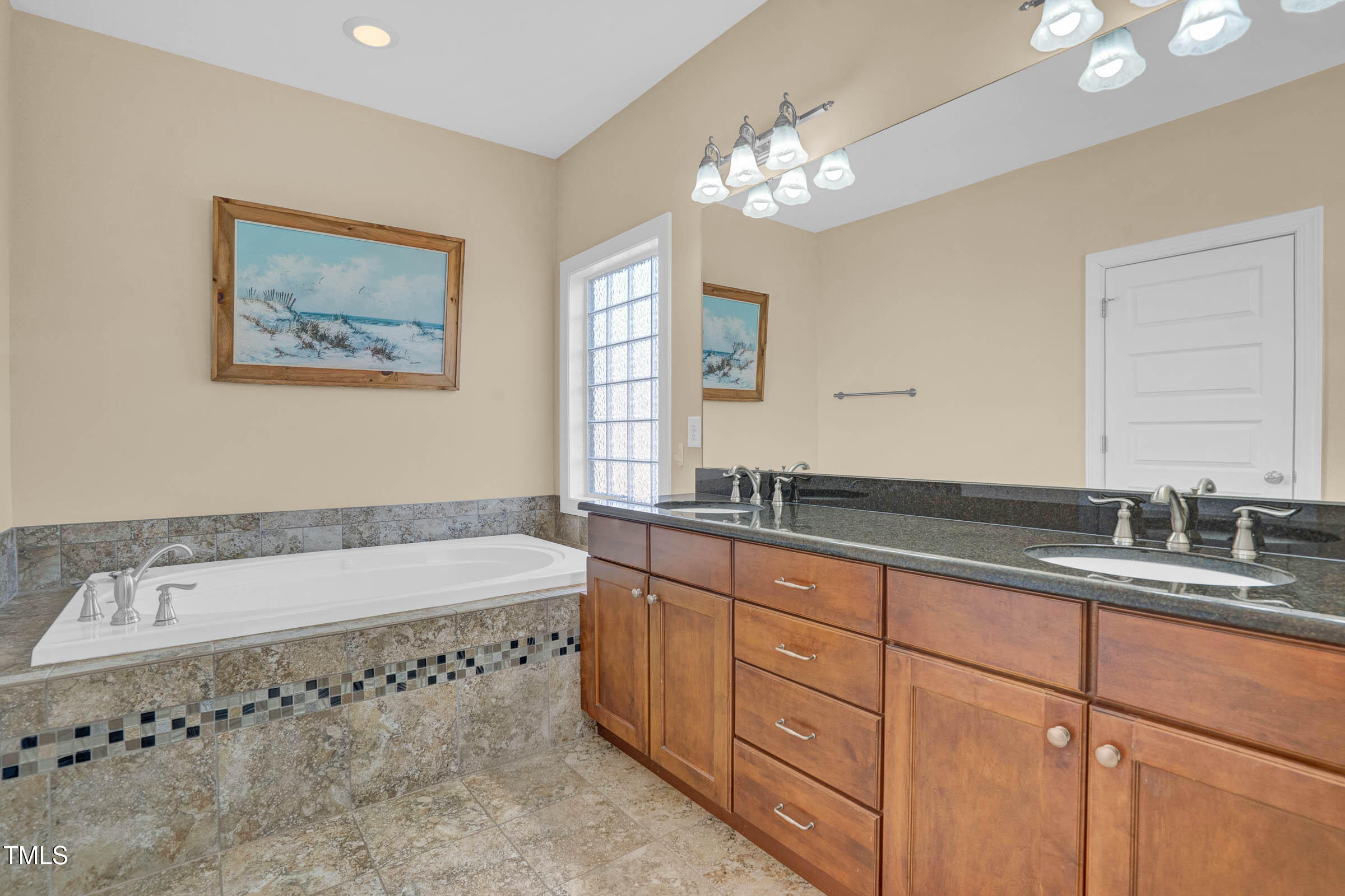498 Mountain Laurel