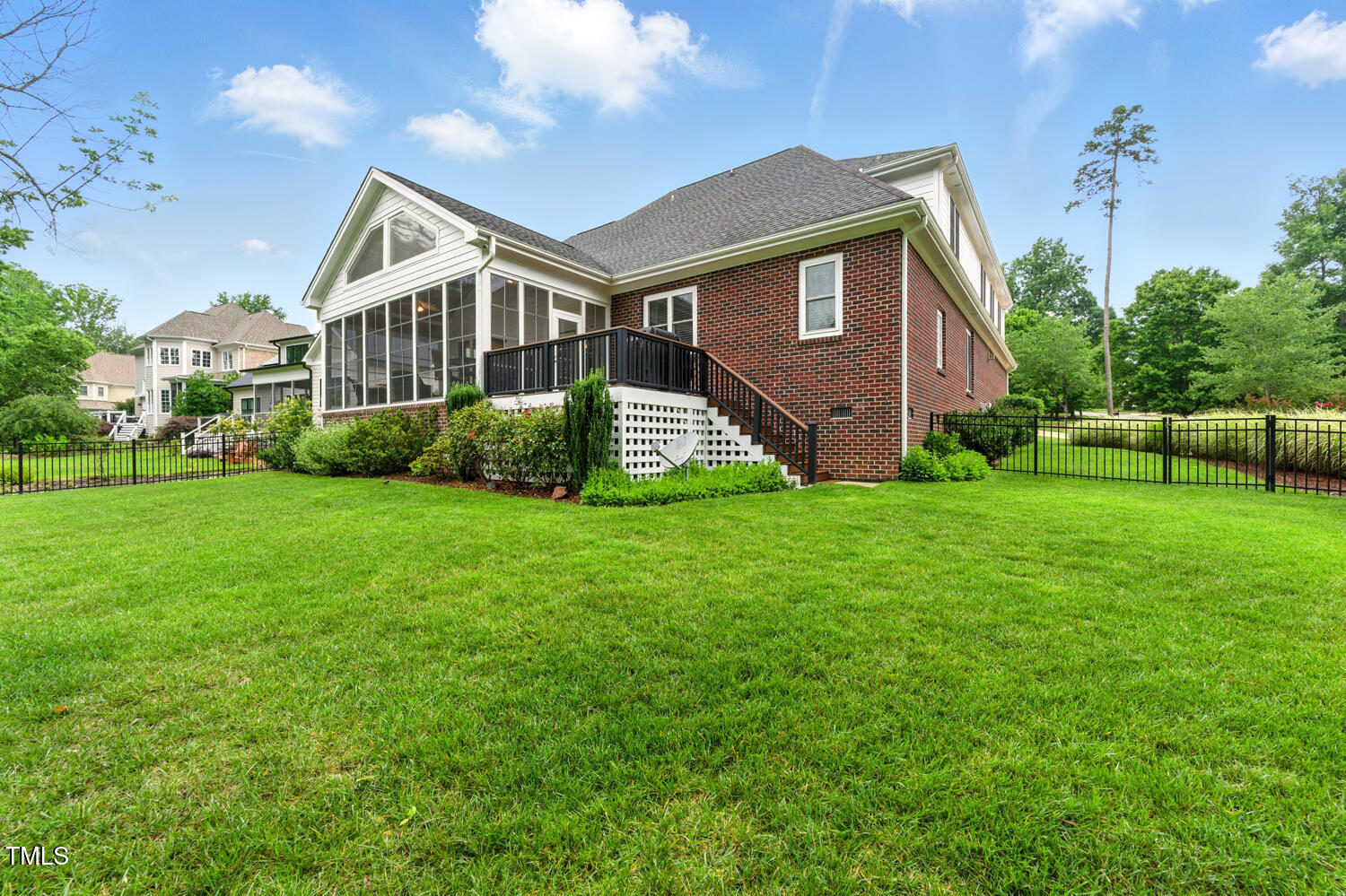 498 Mountain Laurel