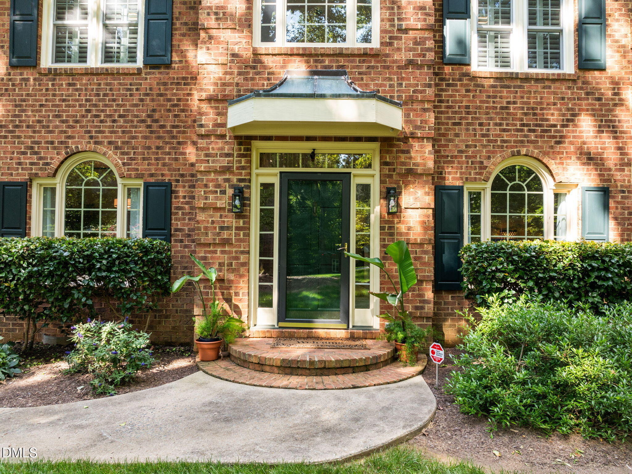 5 Sagamore Place