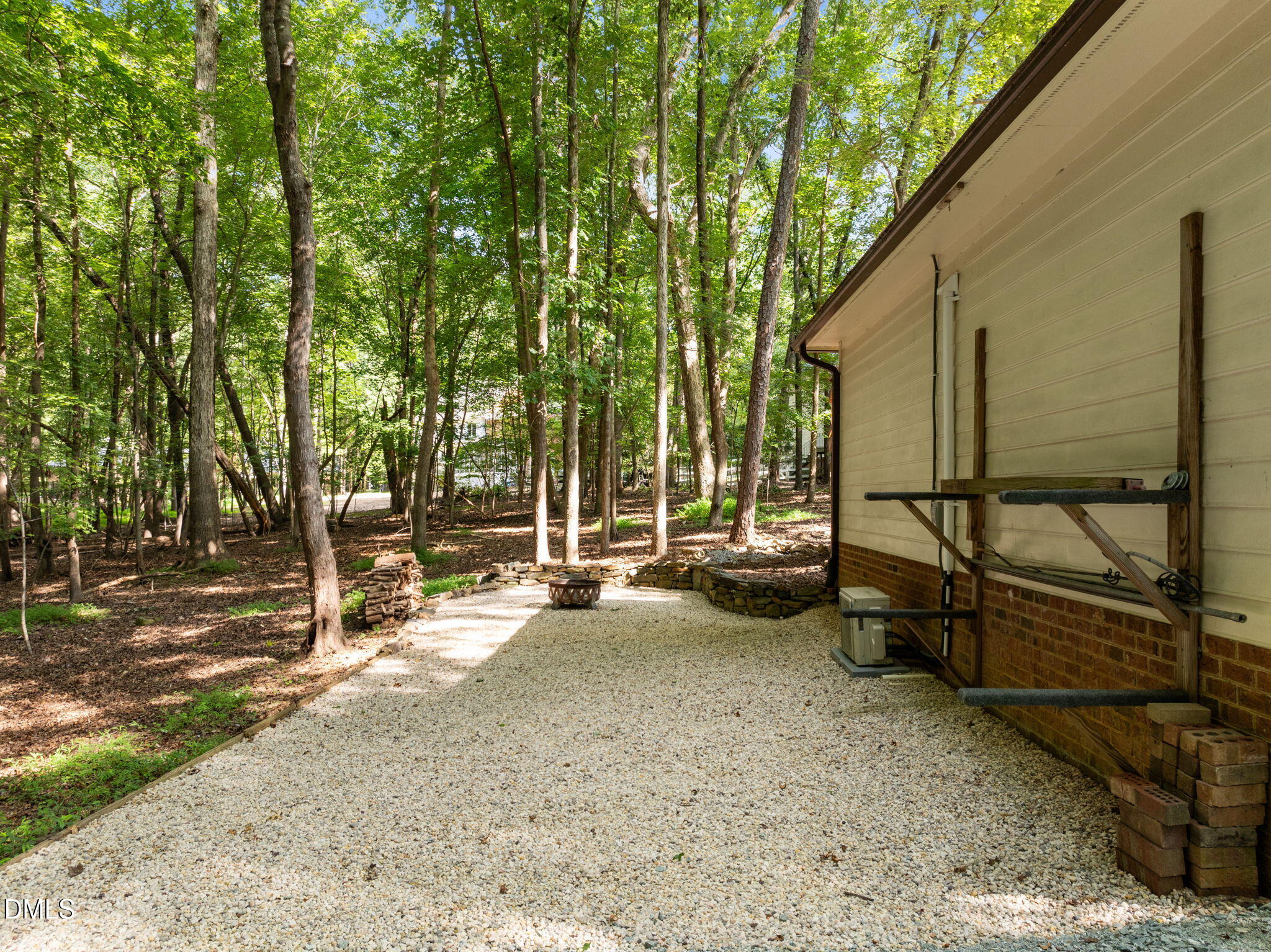 5 Sagamore Place