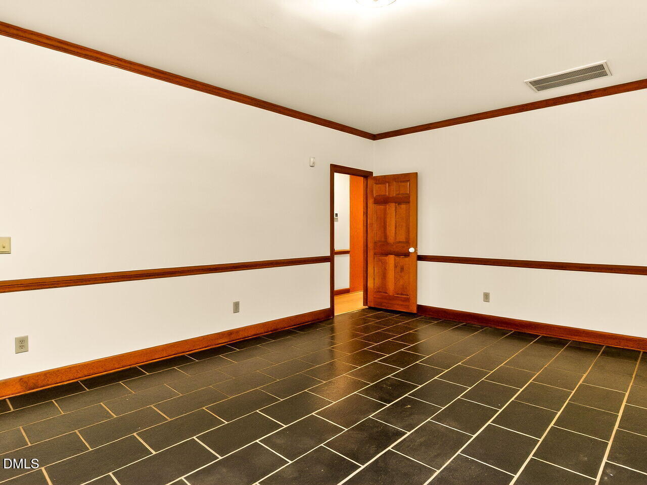 10 Elmstead Place