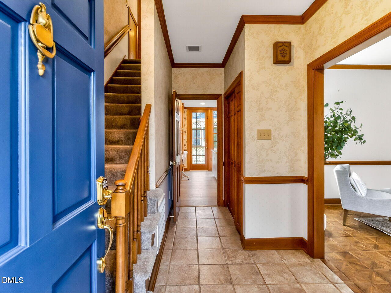 10 Elmstead Place