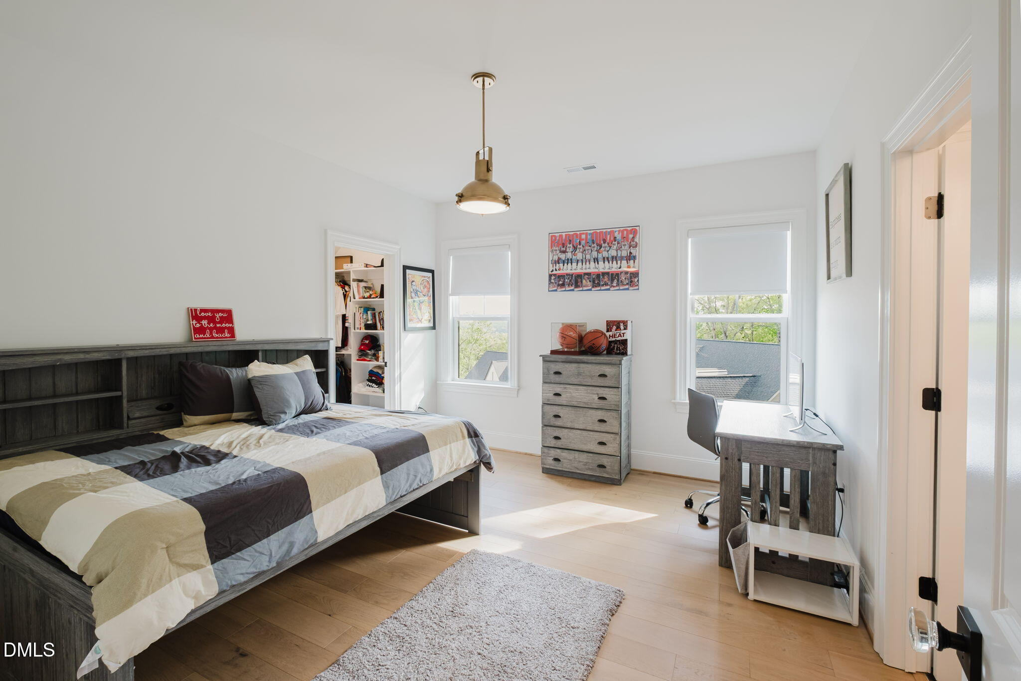 270 W Beech Slope Court