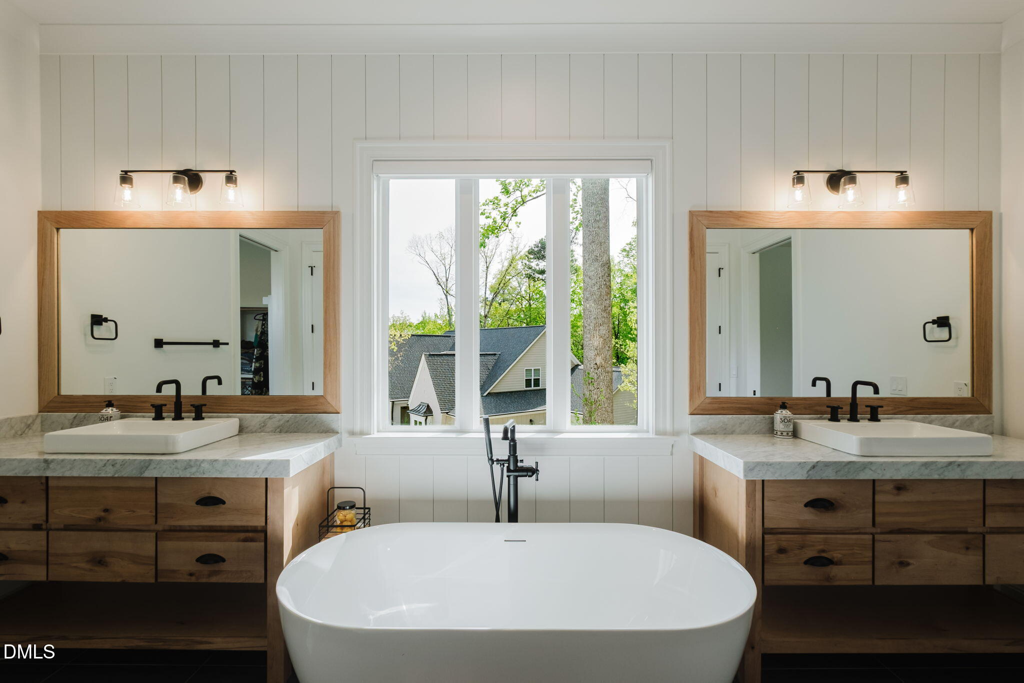 270 W Beech Slope Court