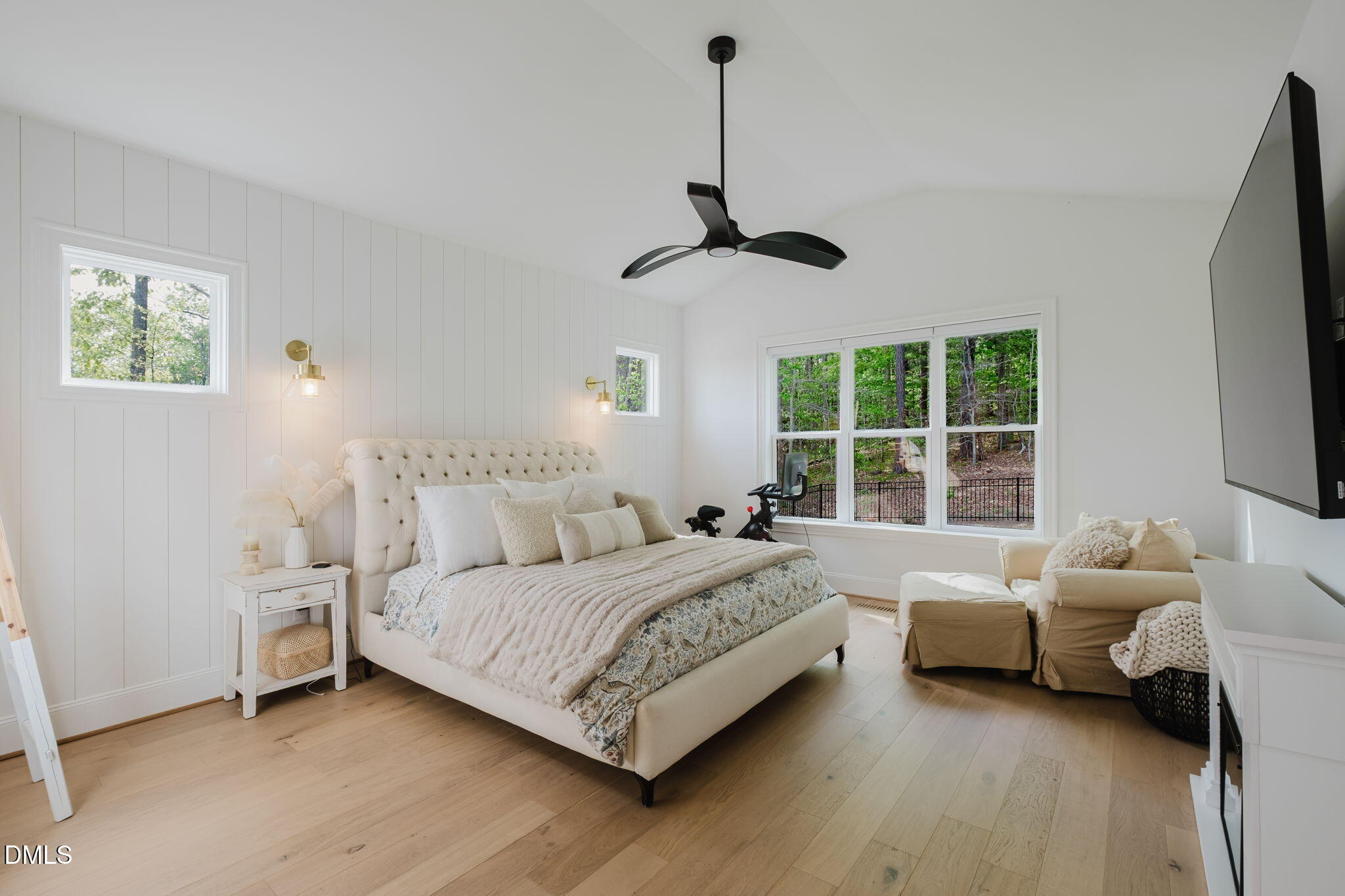 270 W Beech Slope Court