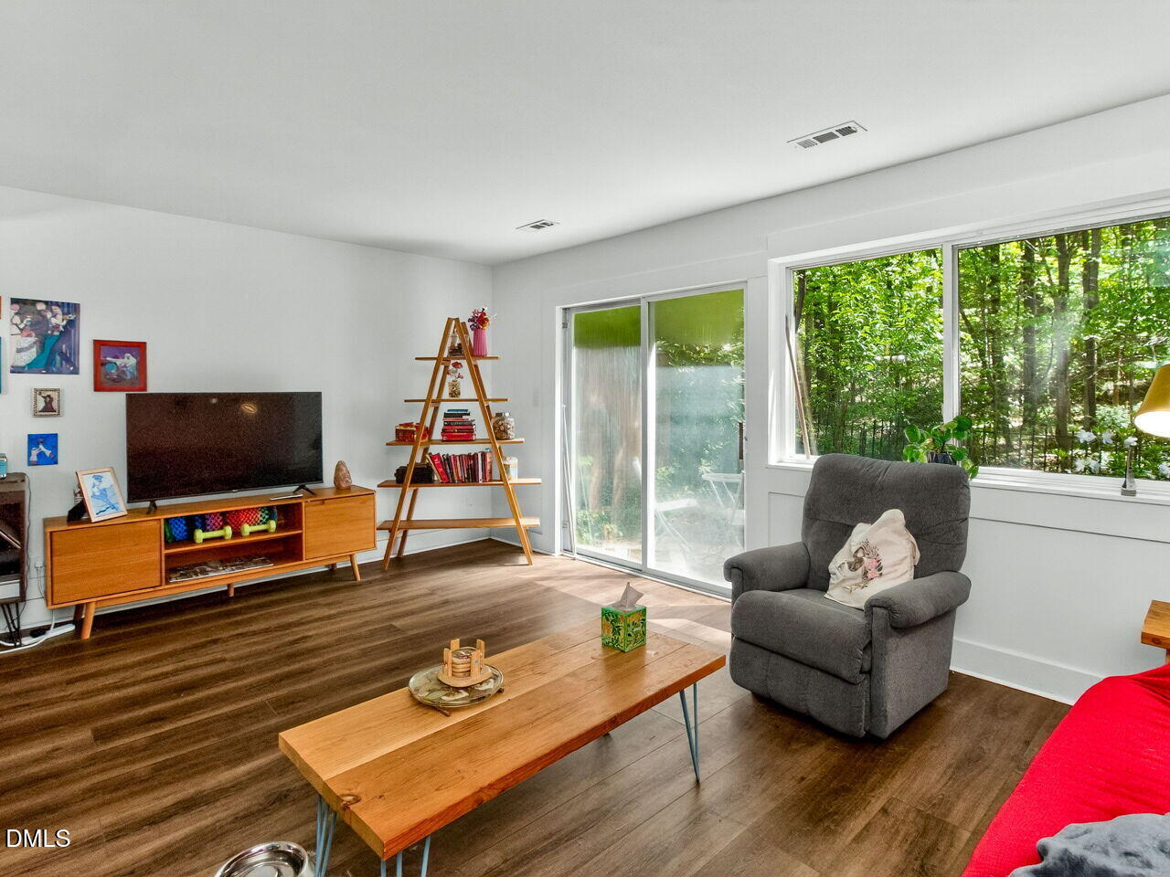 220 Elizabeth Street Apt A3