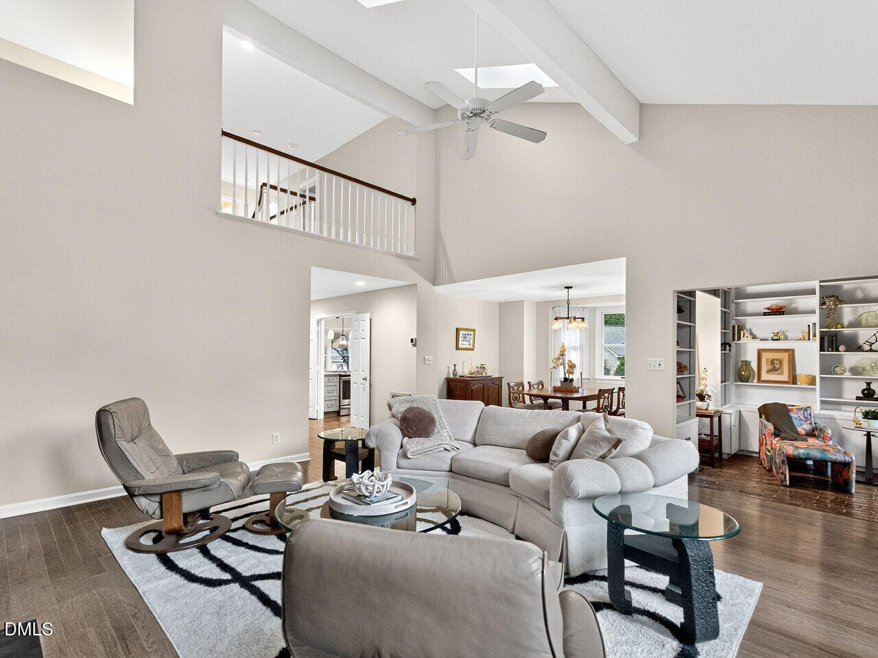 386 Lyndfield Cl W