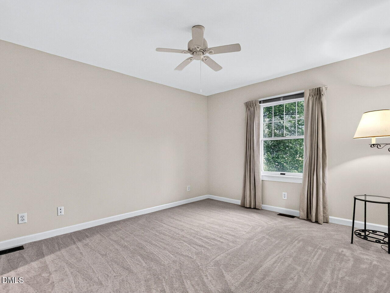 386 Lyndfield Cl W