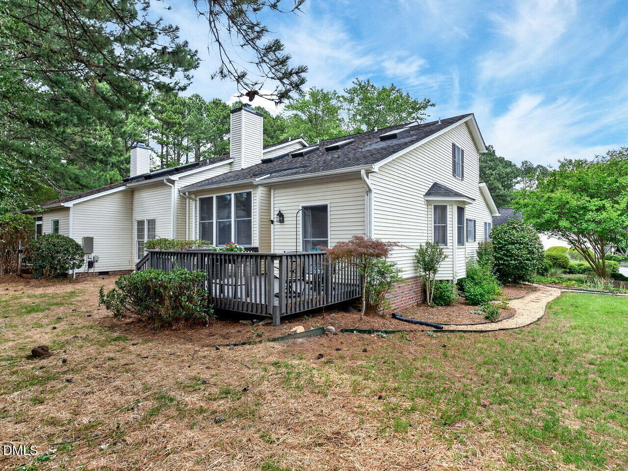 386 Lyndfield Cl W