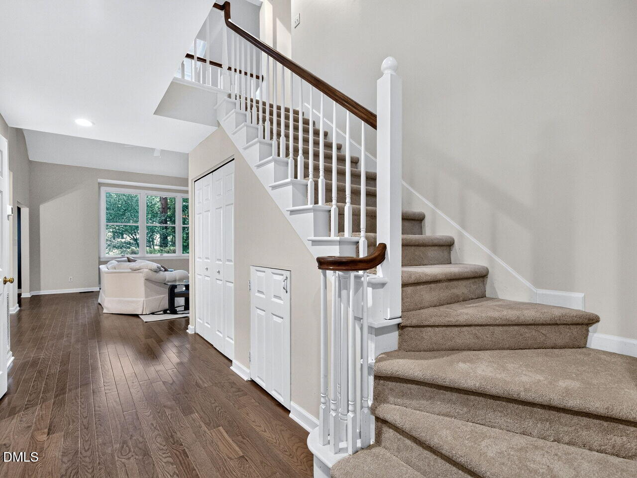 386 Lyndfield Cl W