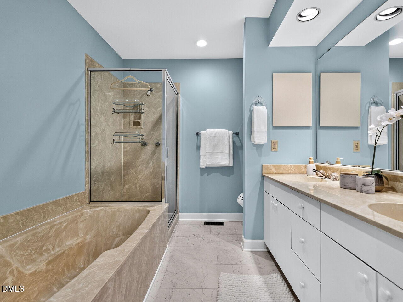 386 Lyndfield Cl W