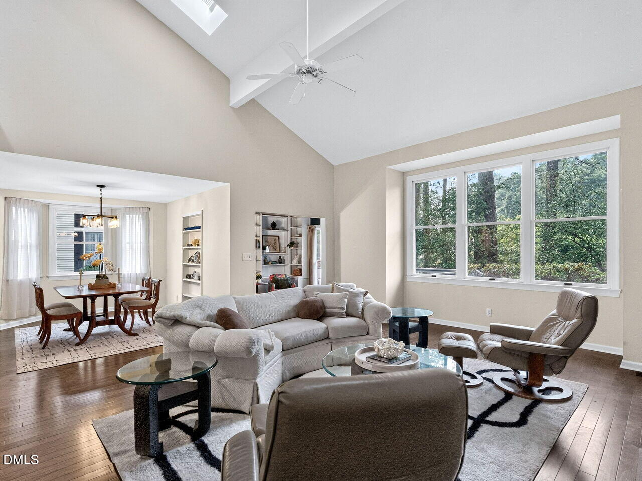 386 Lyndfield Cl W
