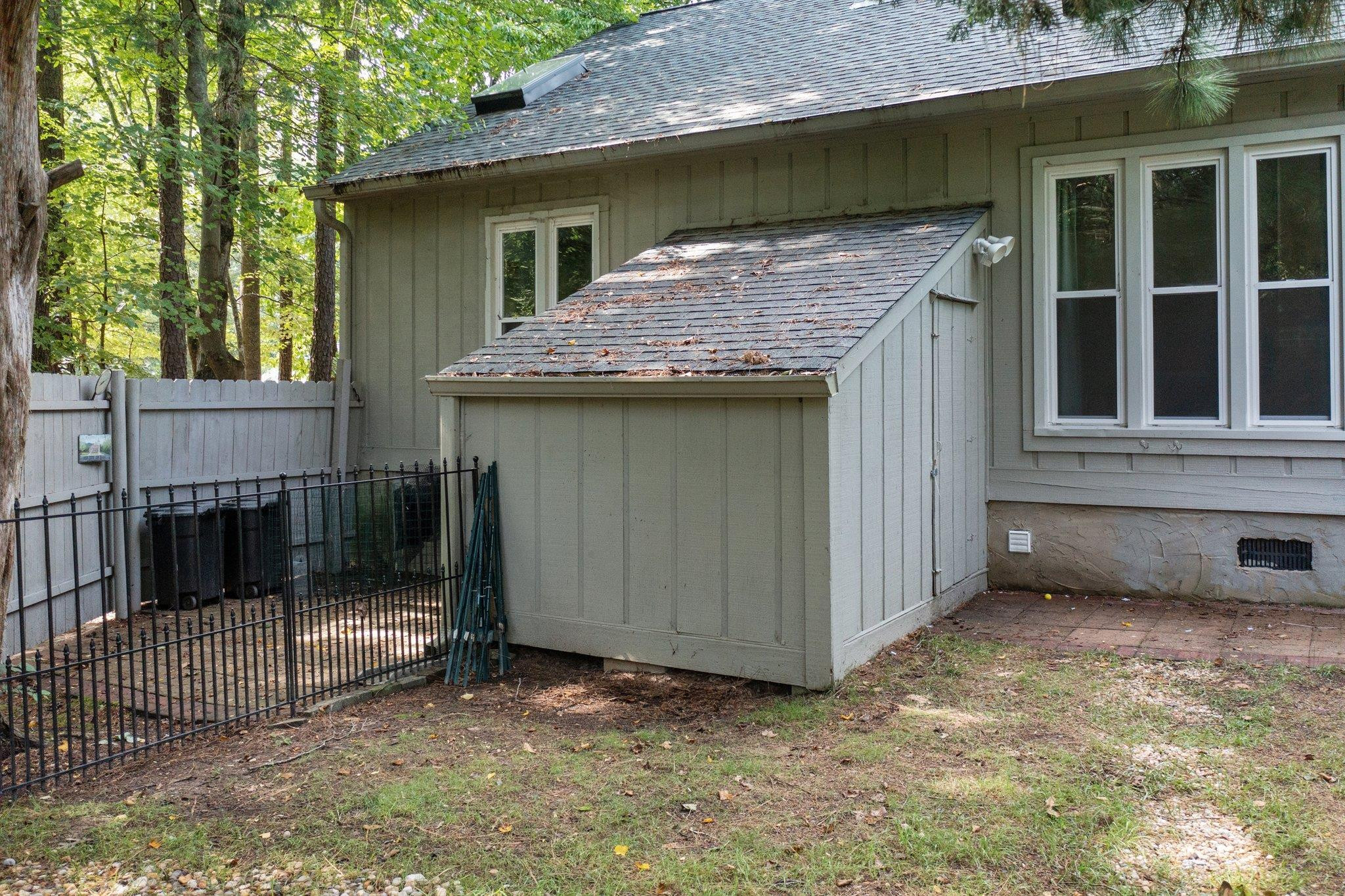 266 Clover Thatch