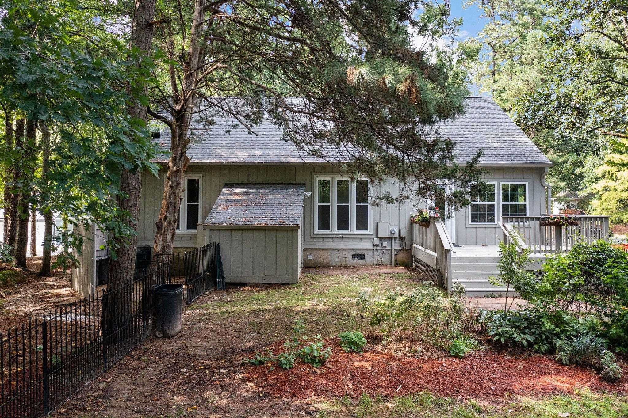 266 Clover Thatch