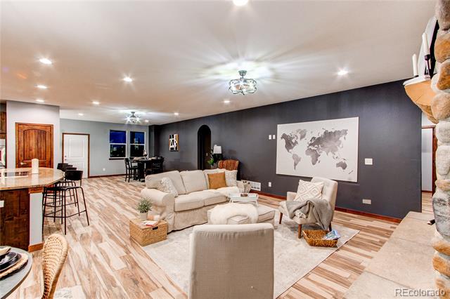 6001 Xmore Road