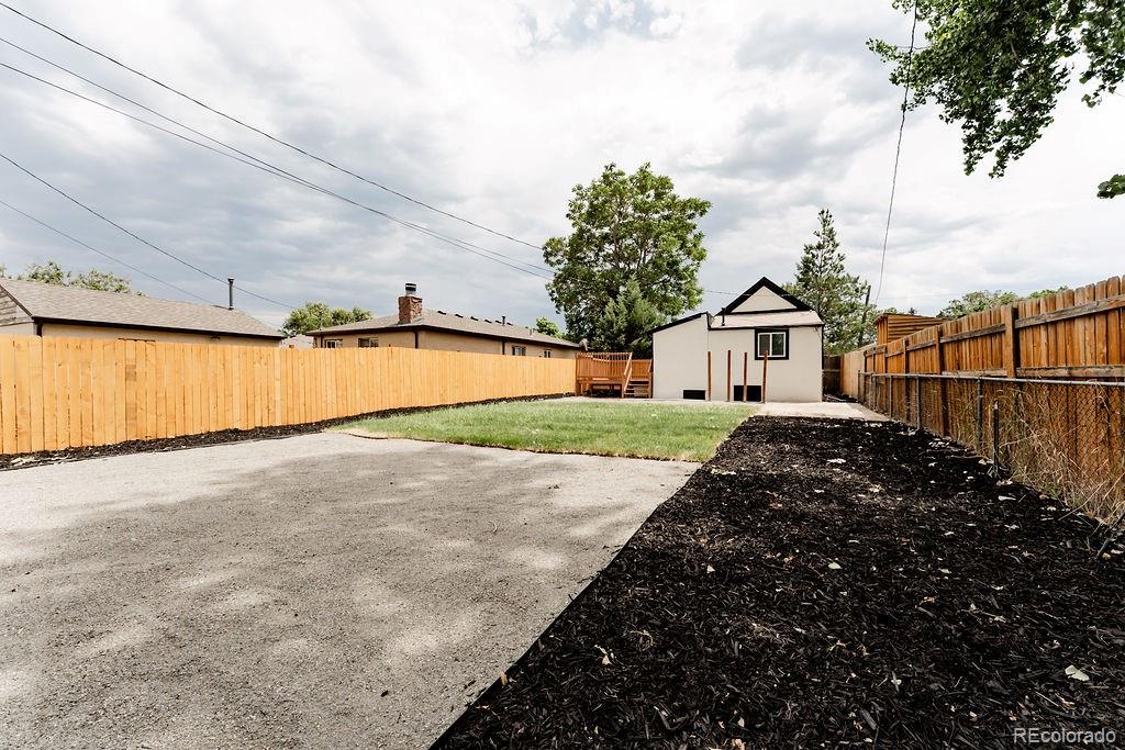 1827 W 47th Avenue