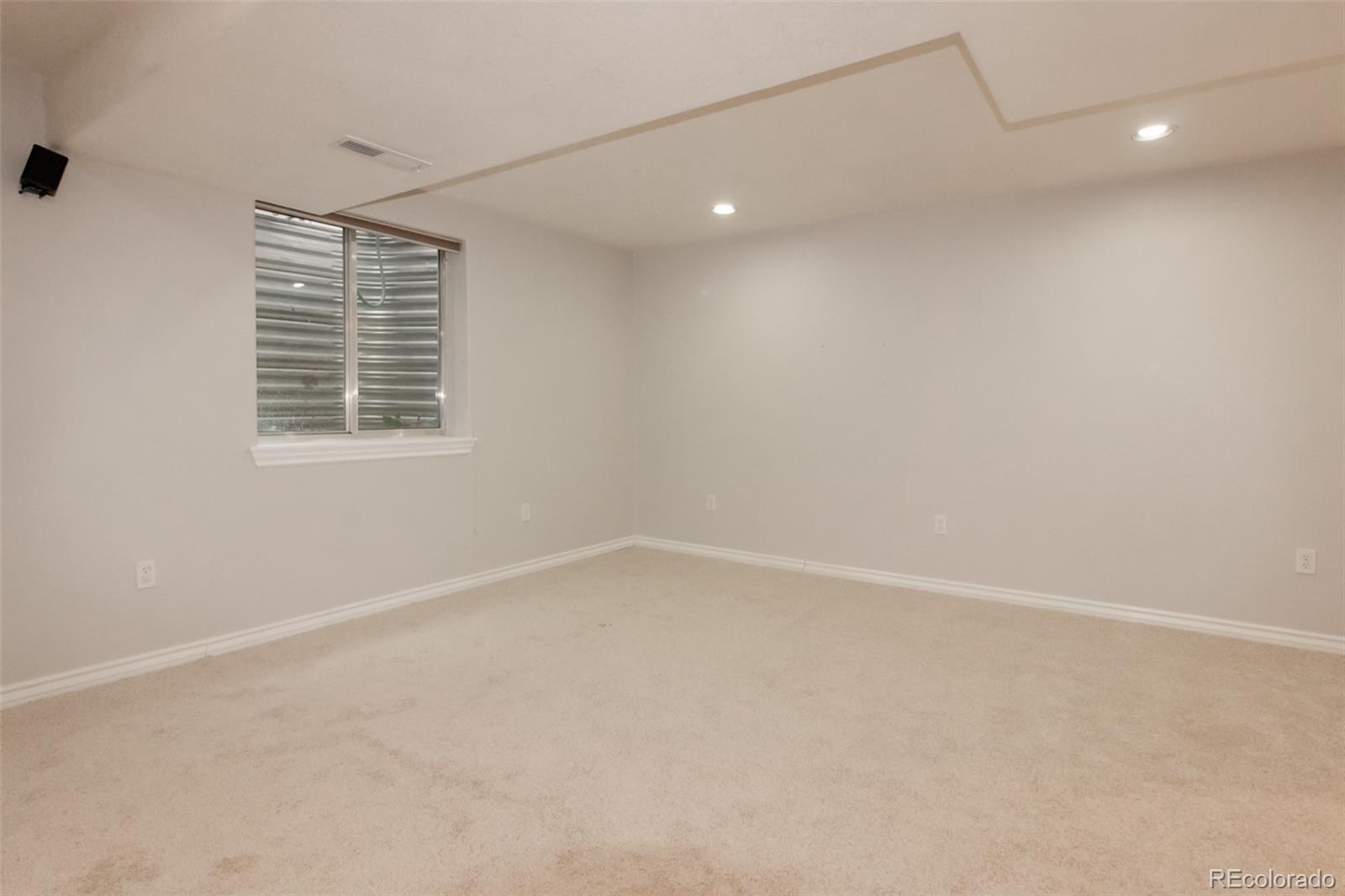 8458 Bluegrass Circle