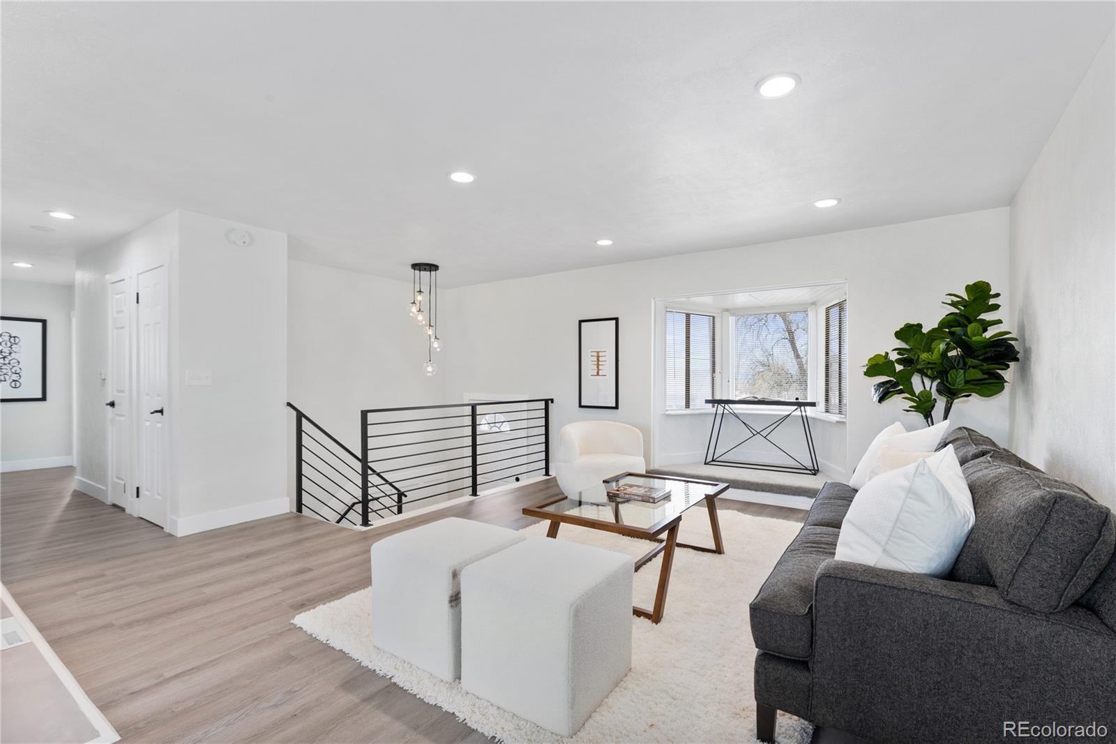 527 Leona Drive