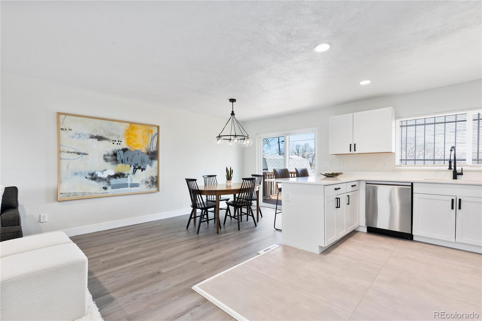 527 Leona Drive
