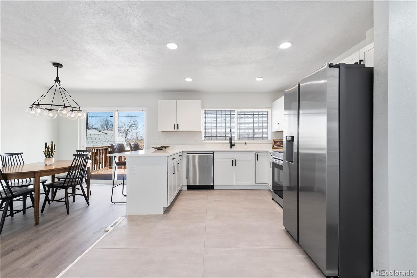 527 Leona Drive