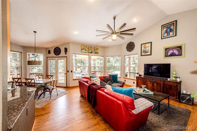 36451 Forest Trail