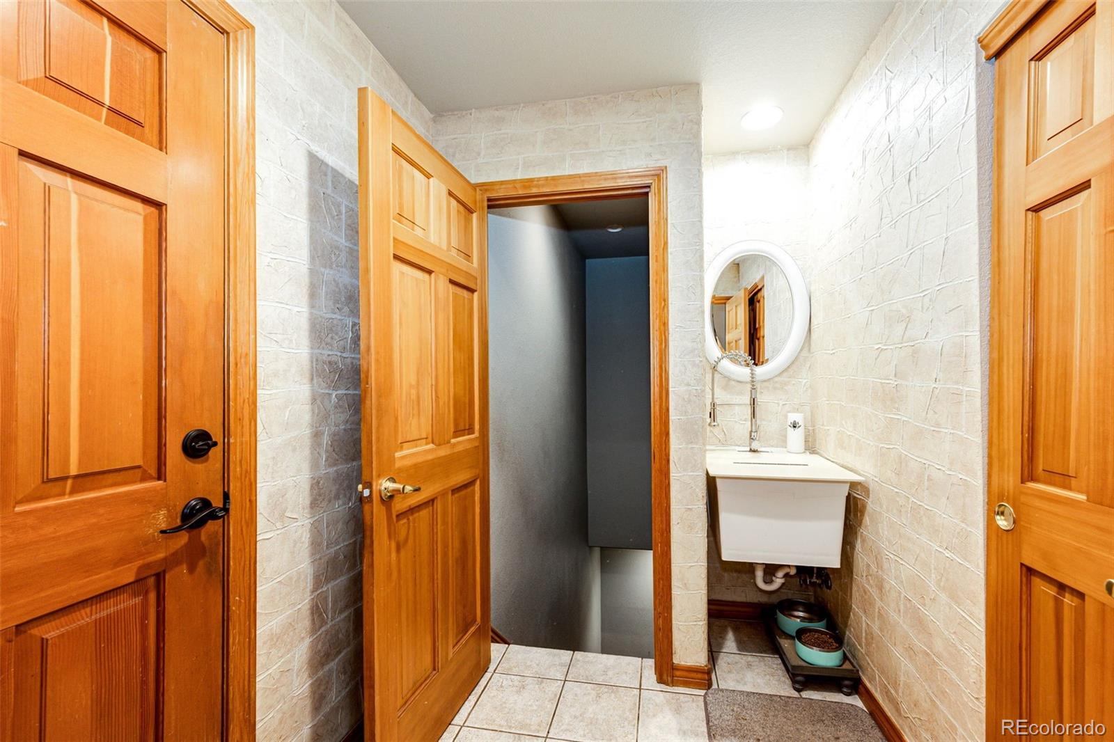 36451 Forest Trail