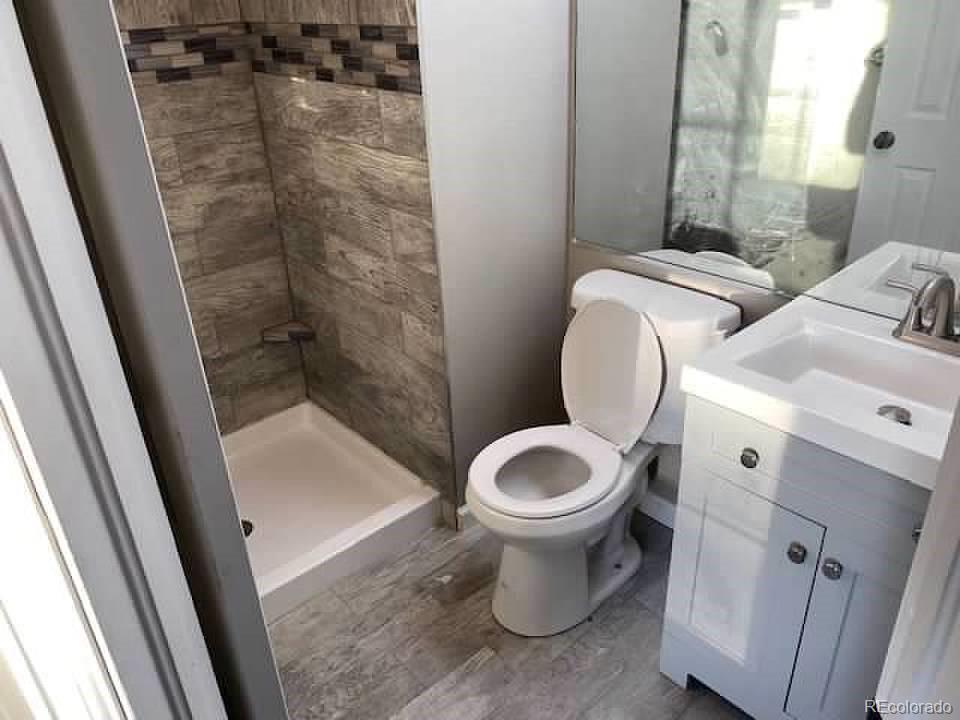 1713 S Blackhawk Way Unit: F