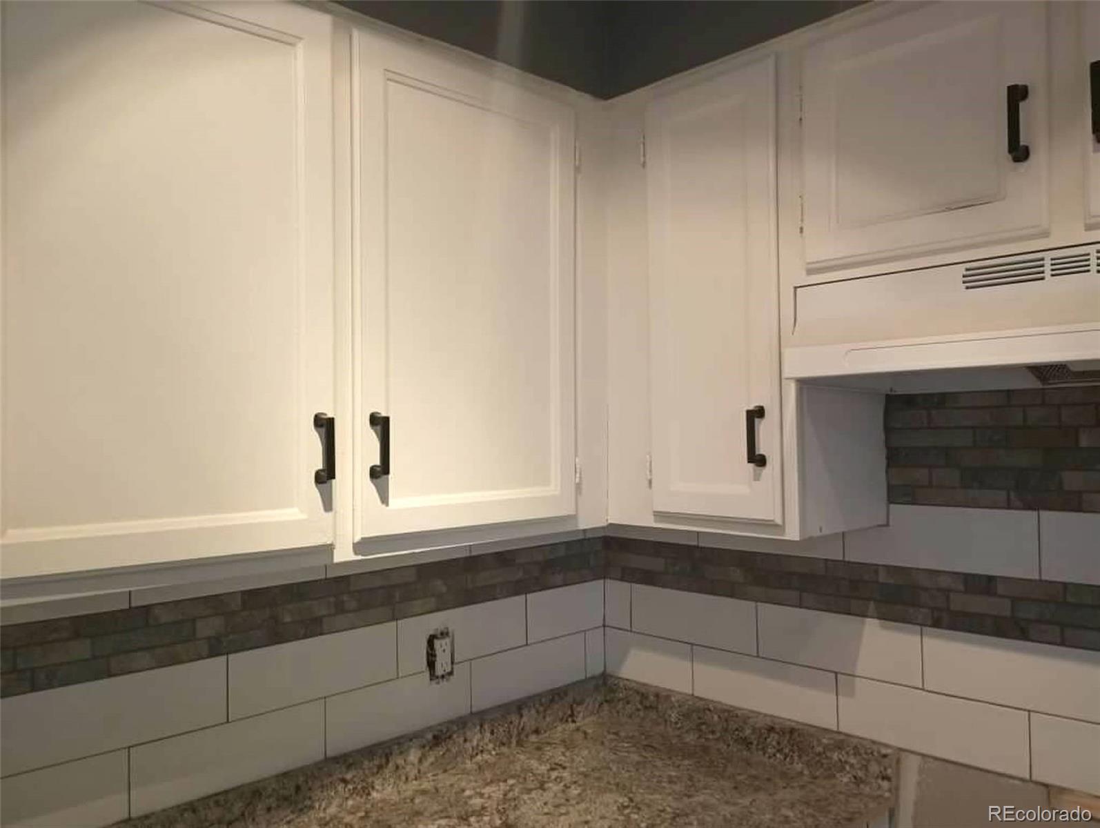 1713 S Blackhawk Way Unit: F