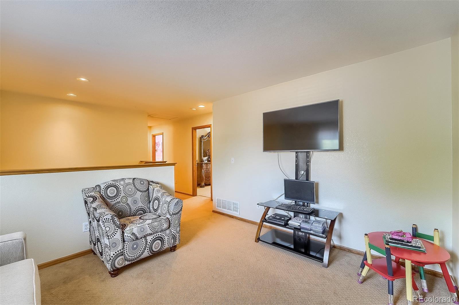 9222 Welby Circle