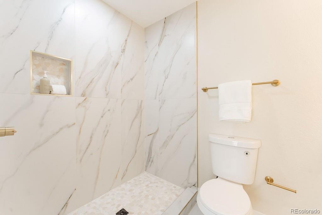 1105 S Raleigh Street