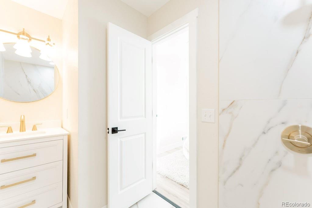 1105 S Raleigh Street