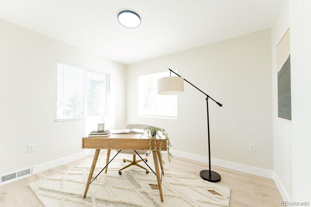 1105 S Raleigh Street